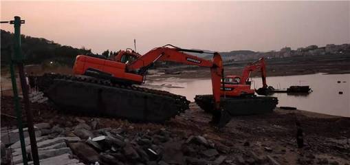 民強水陸兩用挖掘機出租 洪湖市大沙優質推薦商家，助力高效施工